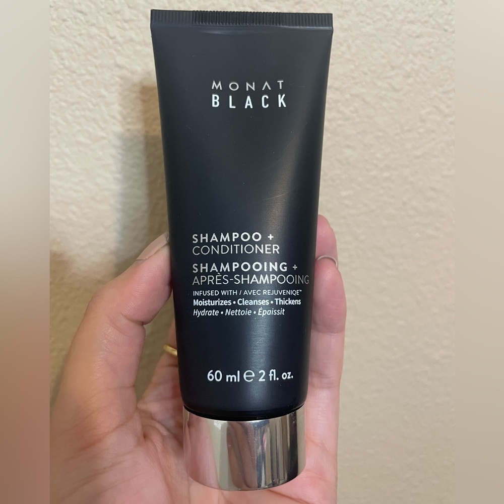 Monat Black Shampoo + conditioner